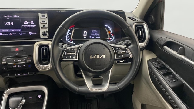 View Kia Sonet Image 13 Used Kia Sonet Image 13