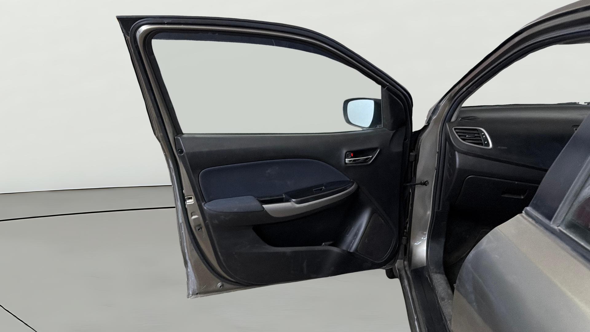 View 2021 Maruti Suzuki 1000 Base Variant Image 30 Used 2021 Maruti Suzuki 1000 Base Variant Image 30