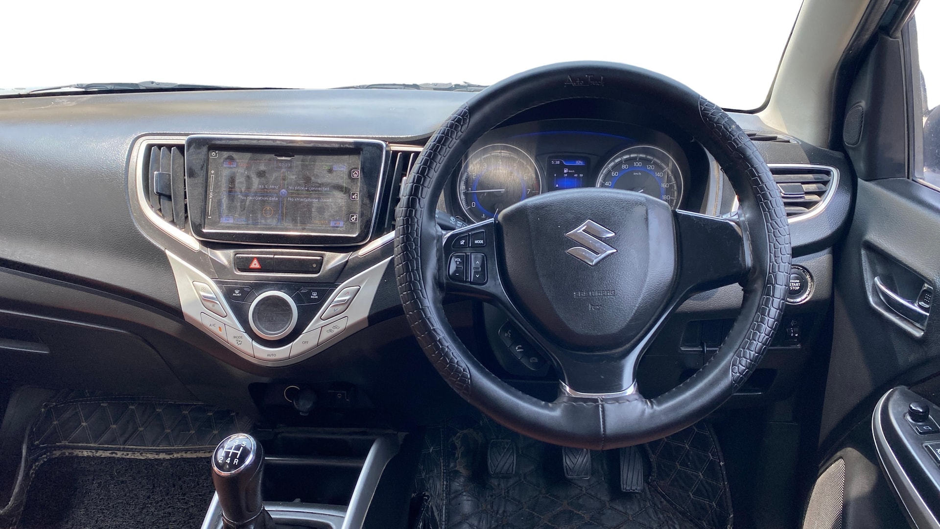 View 2018 Maruti Suzuki 1000 Base Variant Image 20 Used 2018 Maruti Suzuki 1000 Base Variant Image 20