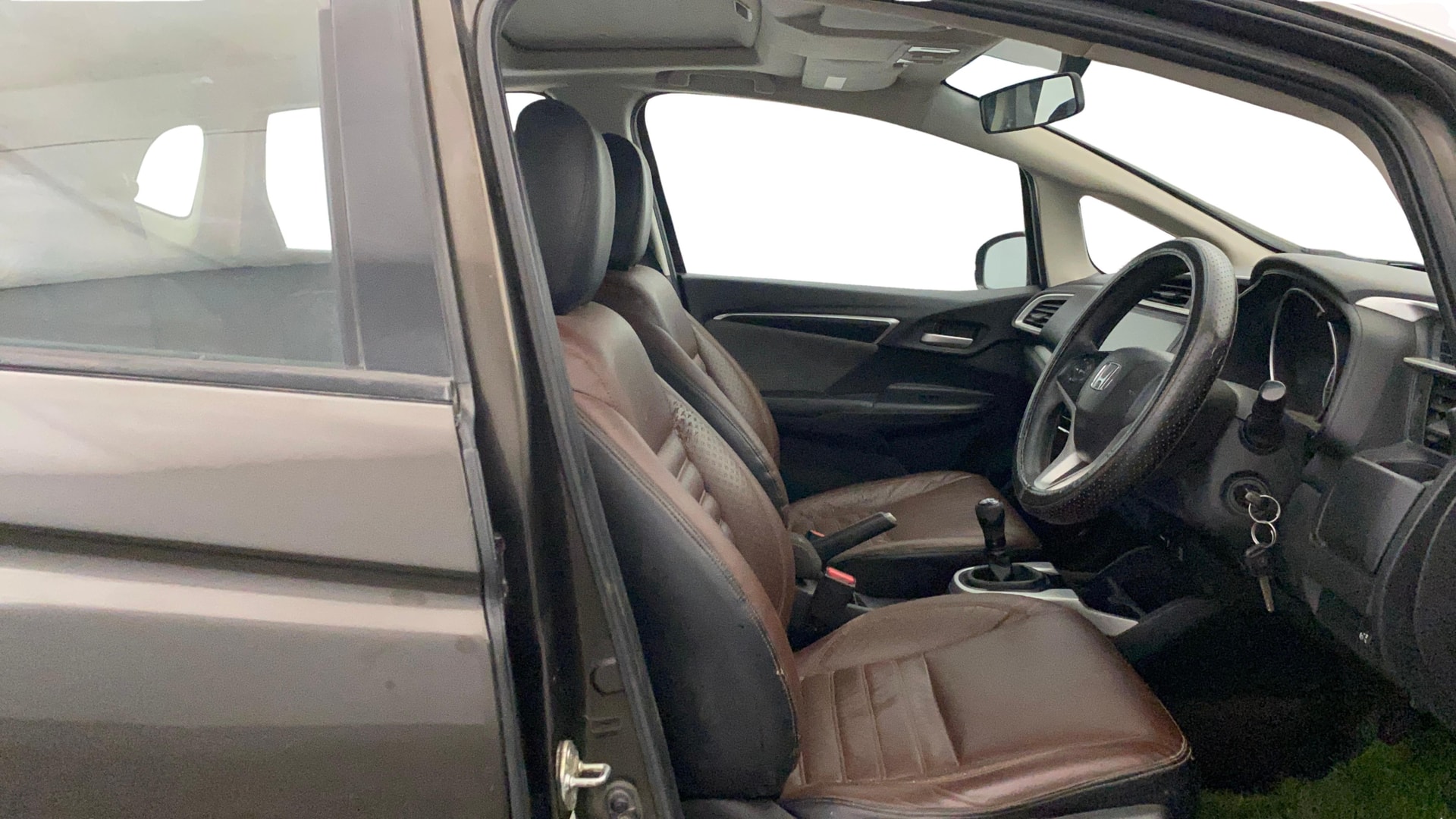 View 2017 Honda WR-V S MT Diesel Edge Edition Image 28 Used 2017 Honda WR-V S MT Diesel Edge Edition Image 28