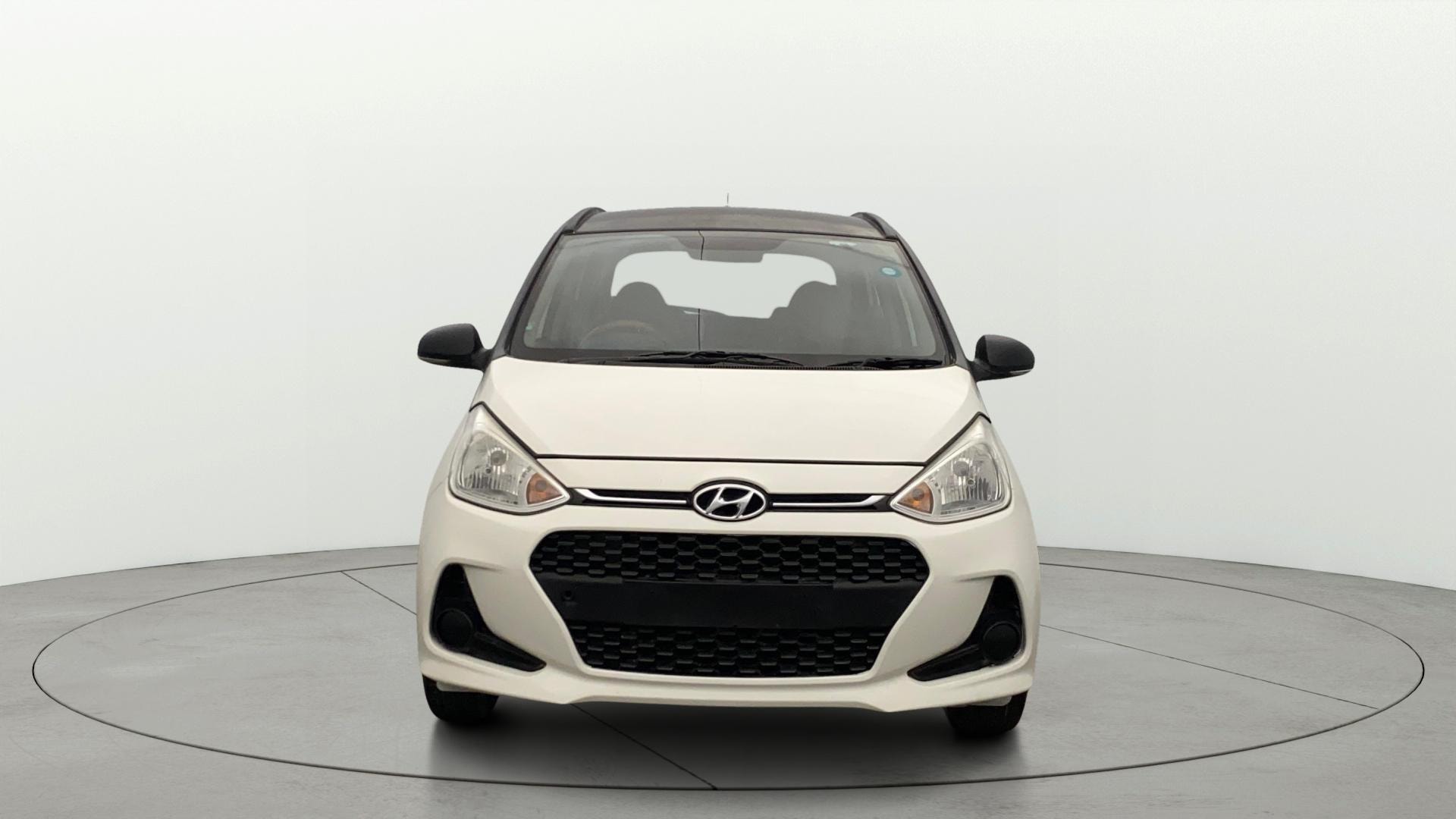 View 2019 Hyundai Grand i10 1.2 Asta Petrol Image 1 Used 2019 Hyundai Grand i10 1.2 Asta Petrol Image 1
