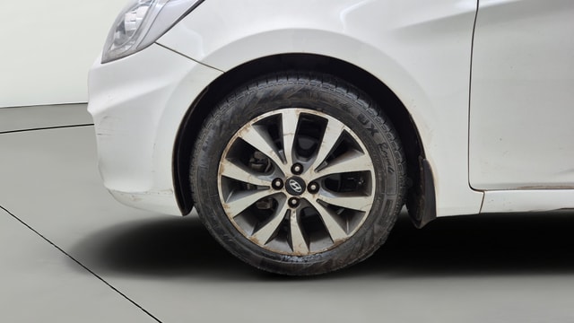 View Hyundai Fluidic Verna Image 28 Used Hyundai Fluidic Verna Image 28