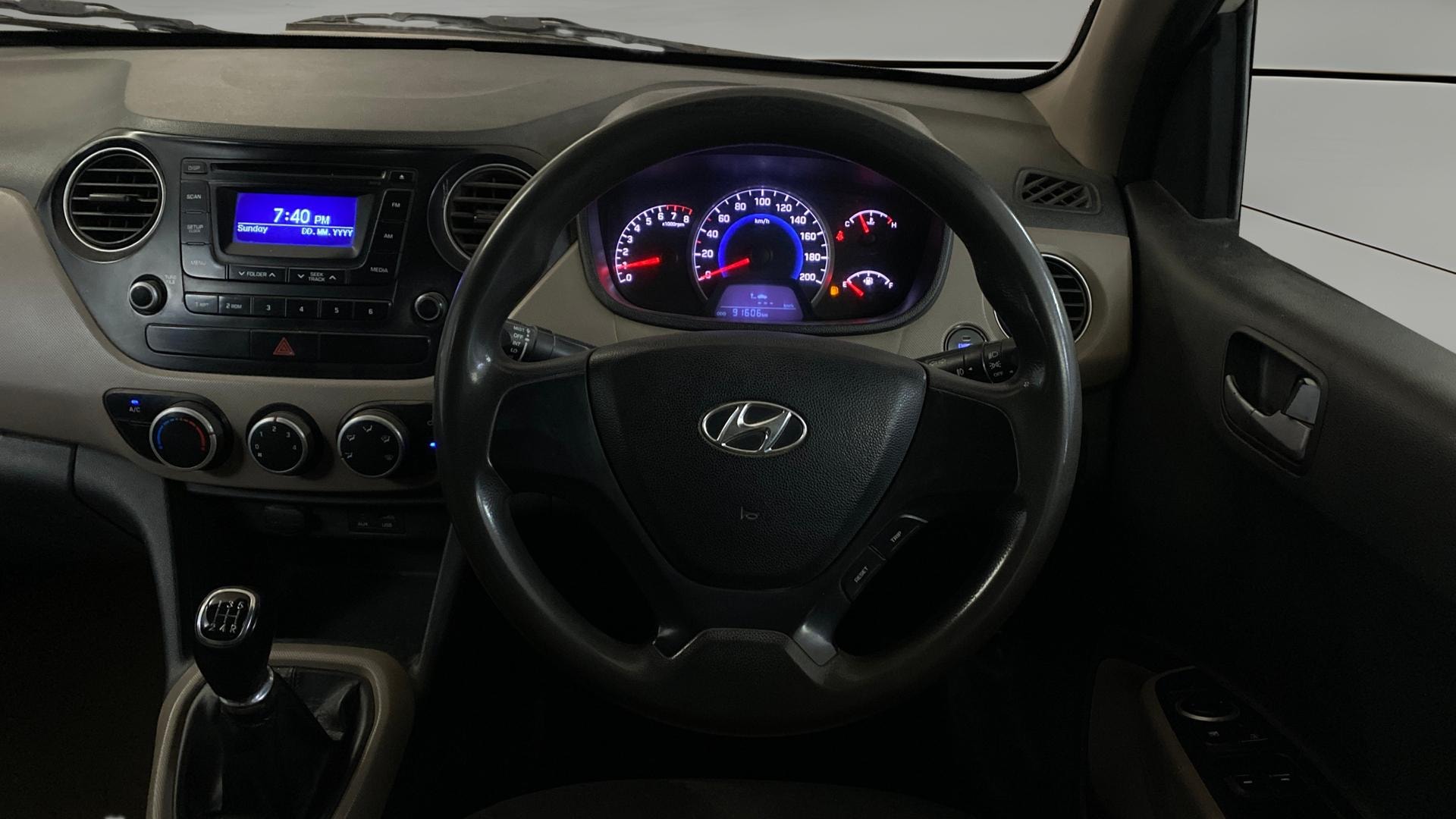 Used 2014 Hyundai Grand i10 Used 2014 Hyundai Grand i10