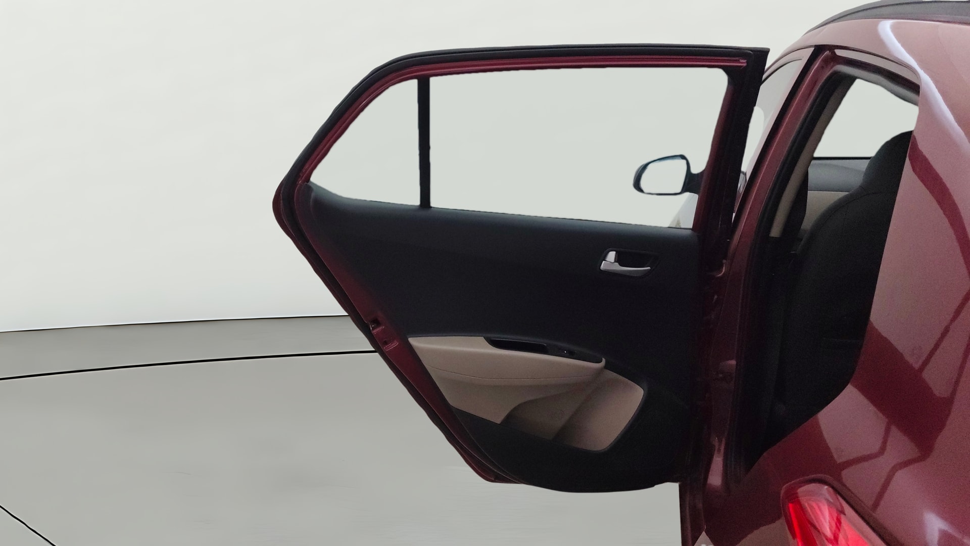 View 2015 Hyundai Grand i10 Asta AT 1.2 Kappa VTVT Image 22 Used 2015 Hyundai Grand i10 Asta AT 1.2 Kappa VTVT Image 22