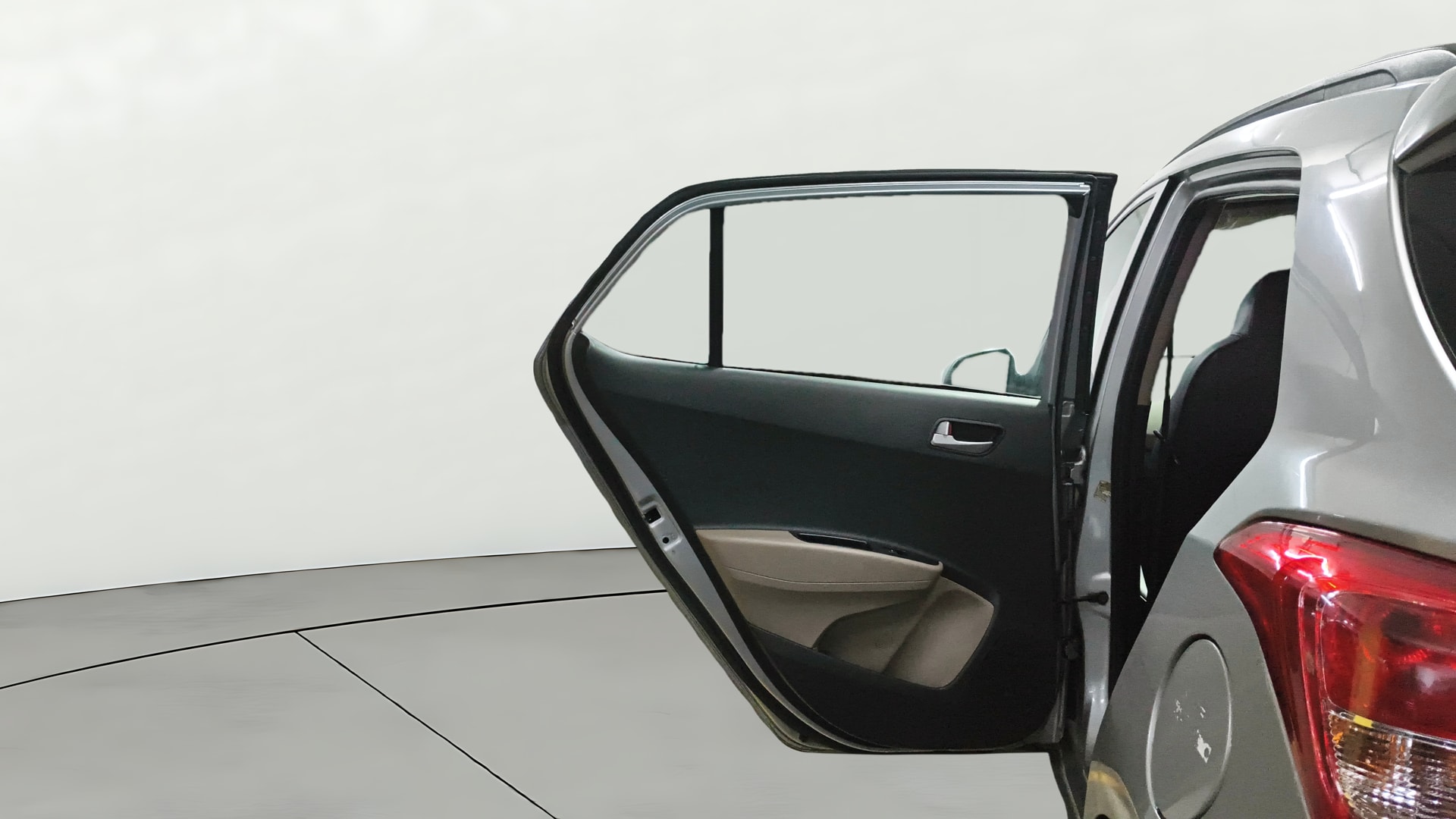 View 2019 Hyundai Grand i10 Sportz 1.2 Kappa Image 23 Used 2019 Hyundai Grand i10 Sportz 1.2 Kappa Image 23
