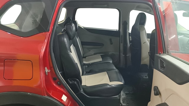 View Renault Triber Image 30 Used Renault Triber Image 30