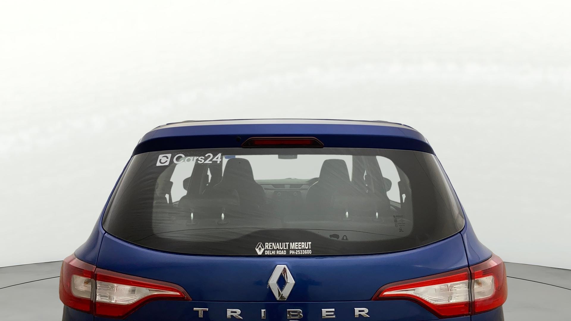 View 2019 Renault Triber RXE Image 4 Used 2019 Renault Triber RXE Image 4