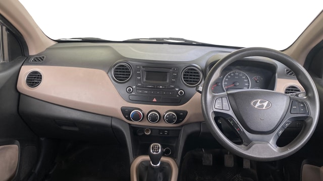 View Hyundai Grand i10 Image 15 Used Hyundai Grand i10 Image 15