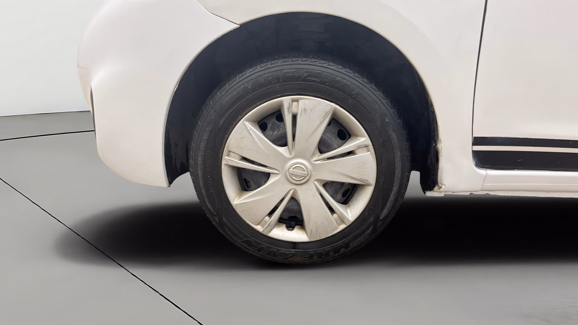 View 2015 Nissan Micra XL (CVT) Image 27 Used 2015 Nissan Micra XL (CVT) Image 27