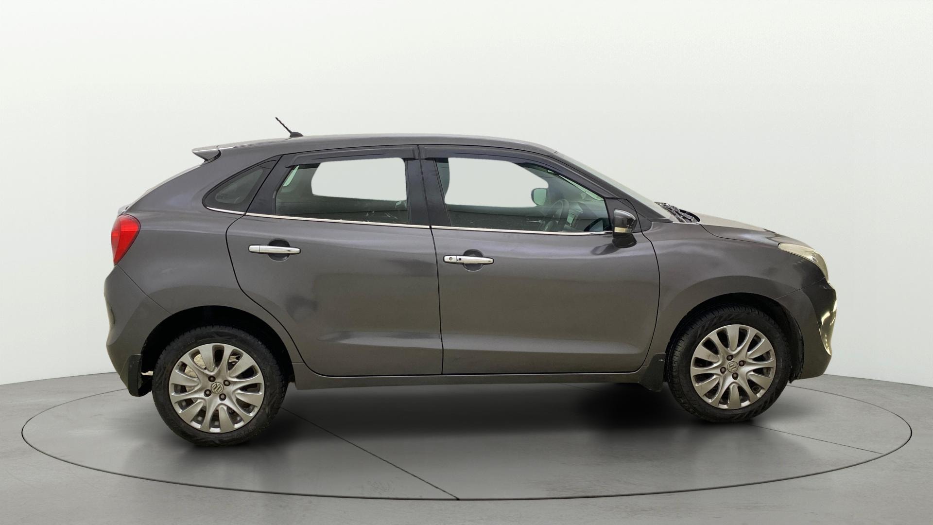 View 2017 Maruti Suzuki 1000 Base Variant Image 8 Used 2017 Maruti Suzuki 1000 Base Variant Image 8