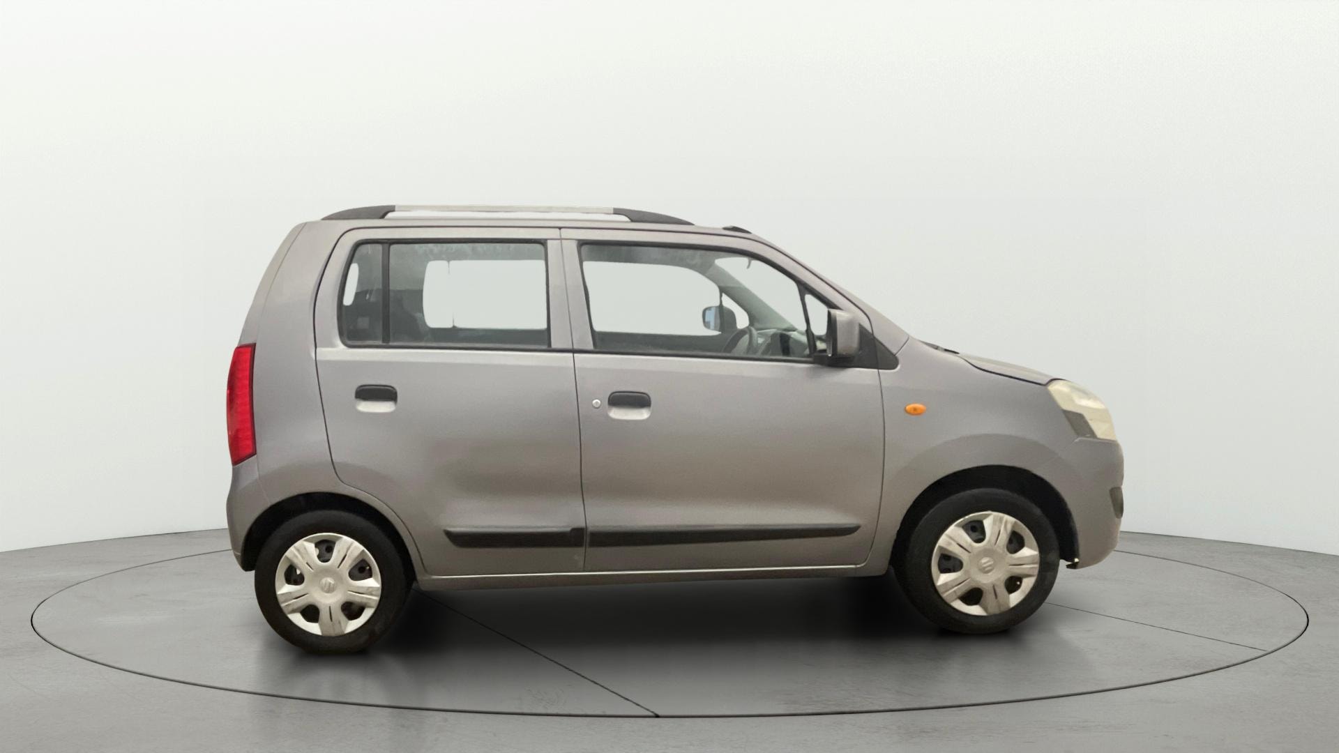 Used 2016 Maruti Suzuki 1000 Used 2016 Maruti Suzuki 1000