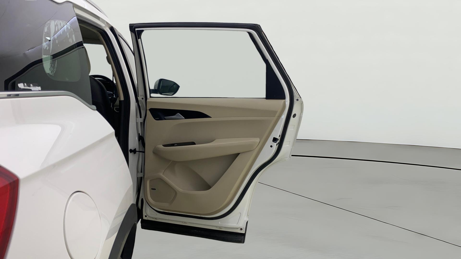 View 2022 MG Hector Sharp CVT Petrol Image 6 Used 2022 MG Hector Sharp CVT Petrol Image 6