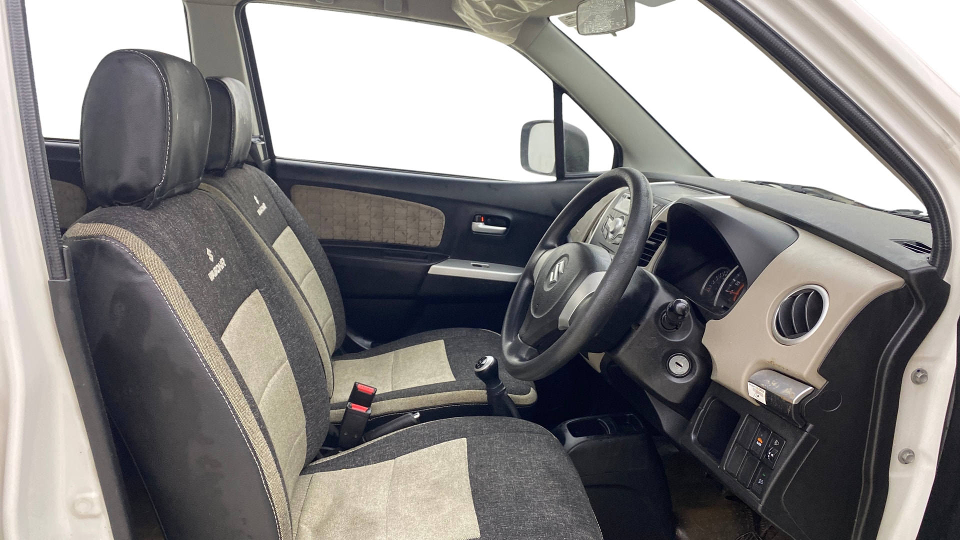 View 2015 Maruti Suzuki 1000 Base Variant Image 25 Used 2015 Maruti Suzuki 1000 Base Variant Image 25