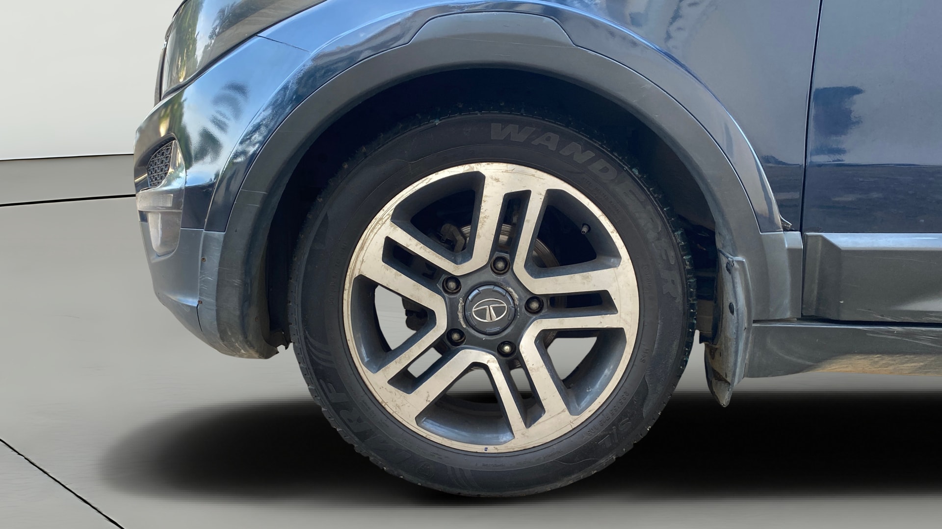 View 2020 Tata Hexa XT 4X2 Image 36 Used 2020 Tata Hexa XT 4X2 Image 36