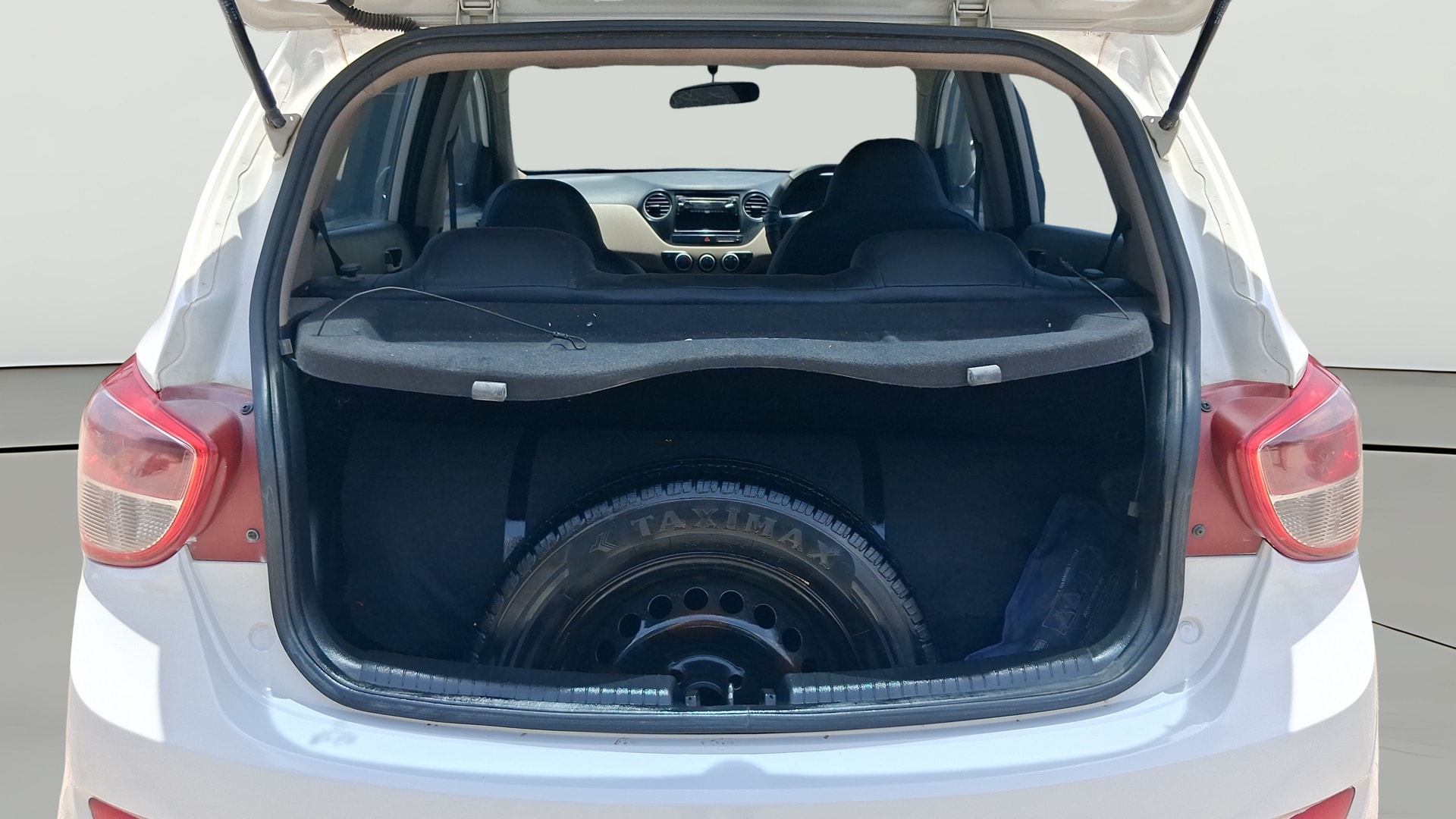 View 2016 Hyundai Grand i10 Magna 1.2 Kappa VTVT Image 36 Used 2016 Hyundai Grand i10 Magna 1.2 Kappa VTVT Image 36