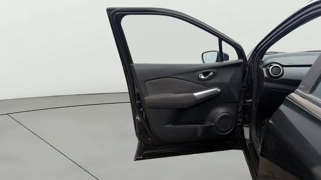 View Nissan Kicks Image 31 Used Nissan Kicks Image 31