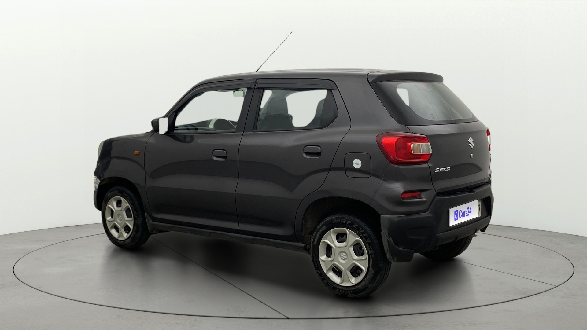 View 2019 Maruti Suzuki 1000 Base Variant Image 2 Used 2019 Maruti Suzuki 1000 Base Variant Image 2
