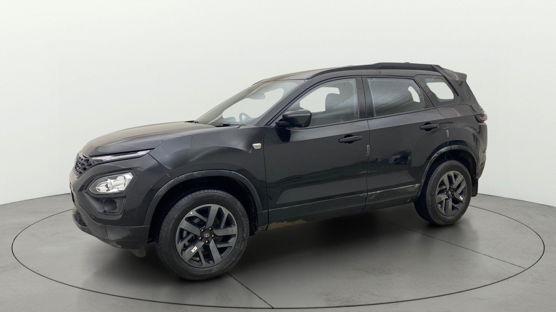 View 2024 Tata Safari XZA Plus Option Dark Image 22 Used 2024 Tata Safari XZA Plus Option Dark Image 22