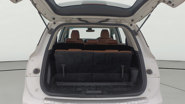 View MG Hector Plus Image 43 Used MG Hector Plus Image 43