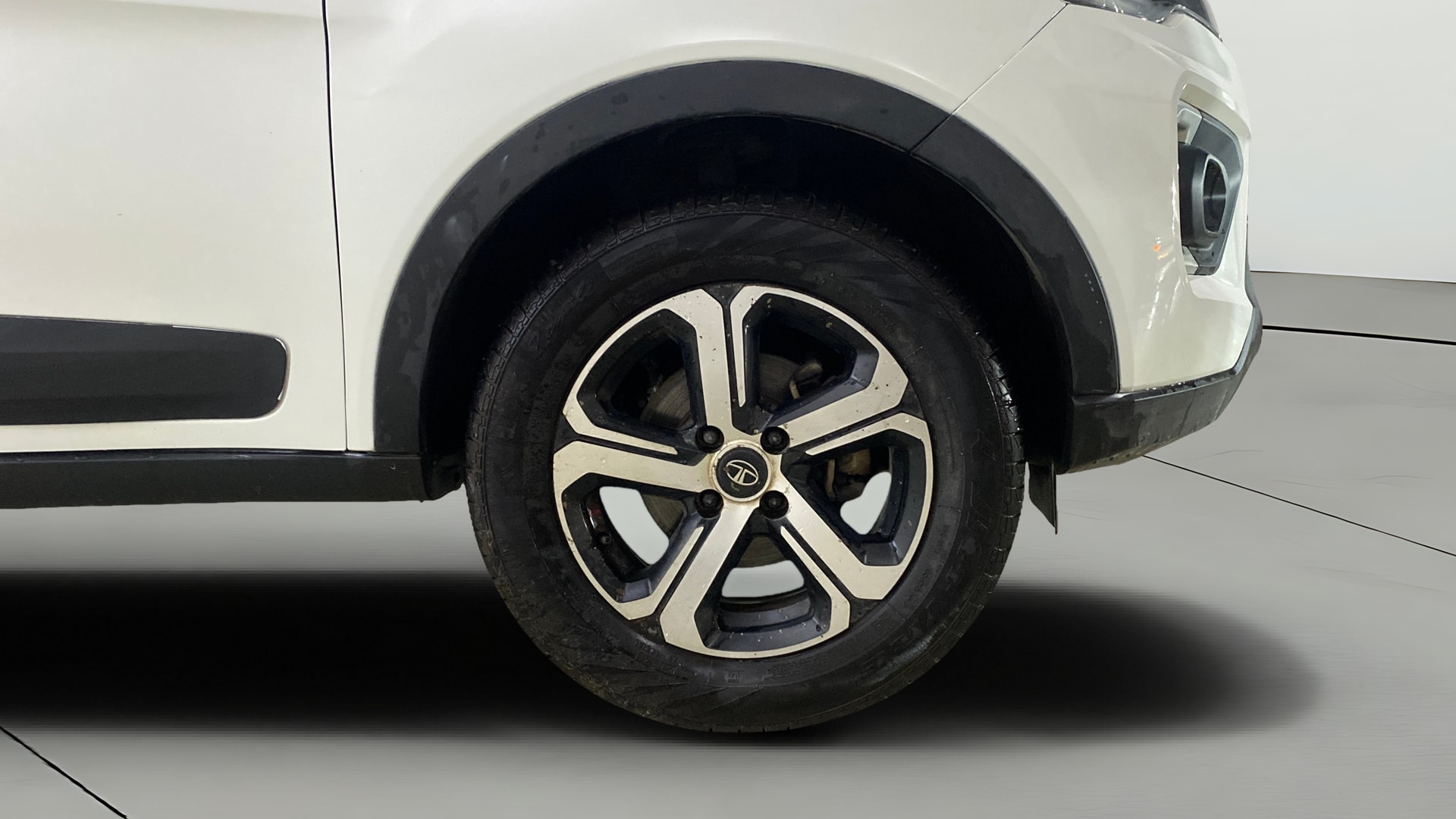 View 2022 Tata Nexon Revotron XE Image 42 Used 2022 Tata Nexon Revotron XE Image 42