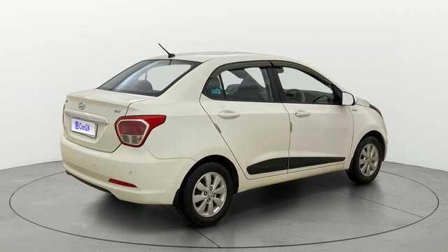 View Hyundai Xcent Image 42 Used Hyundai Xcent Image 42