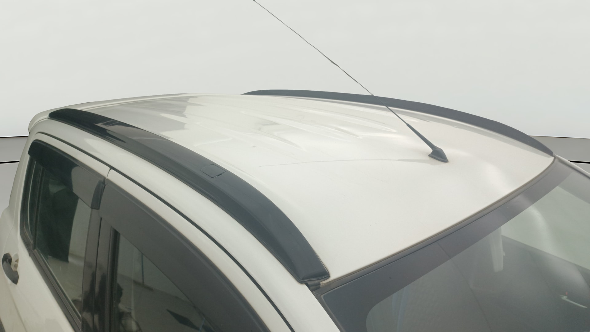 View 2018 Maruti Suzuki 1000 Base Variant Image 6 Used 2018 Maruti Suzuki 1000 Base Variant Image 6