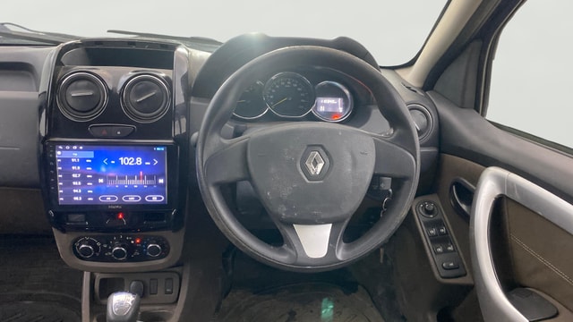 View Renault Duster Image 20 Used Renault Duster Image 20