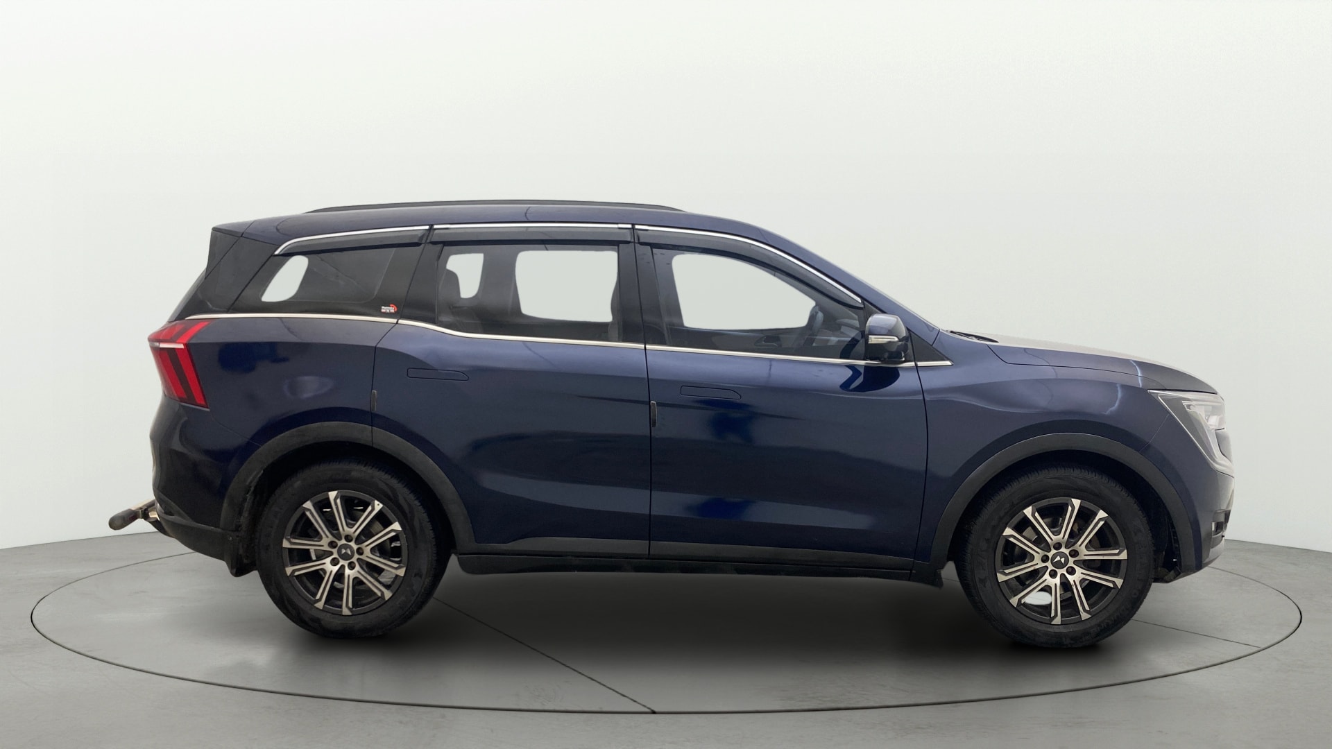 Used 2022 Mahindra XUV700 Used 2022 Mahindra XUV700