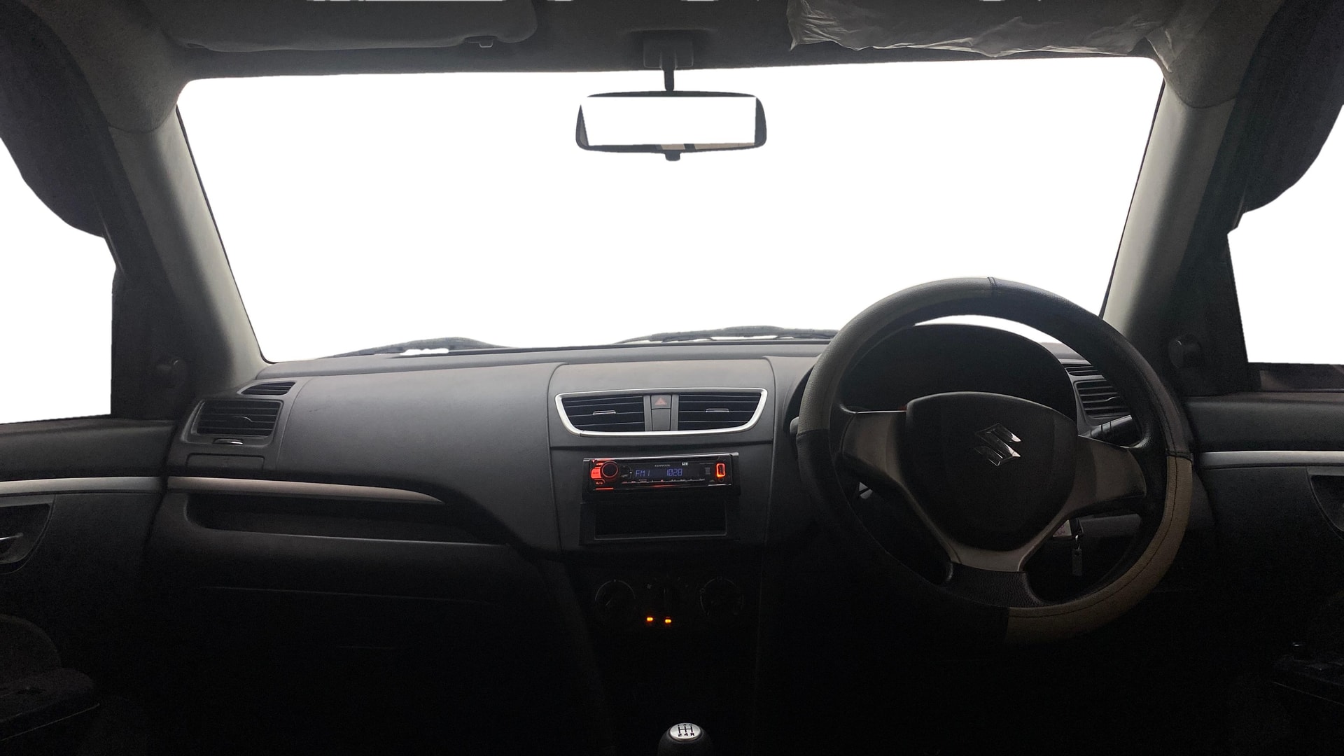 View 2014 Maruti Suzuki 1000 Base Variant Image 15 Used 2014 Maruti Suzuki 1000 Base Variant Image 15