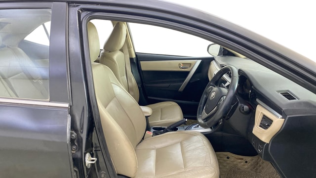 View Toyota Corolla Altis Image 25 Used Toyota Corolla Altis Image 25