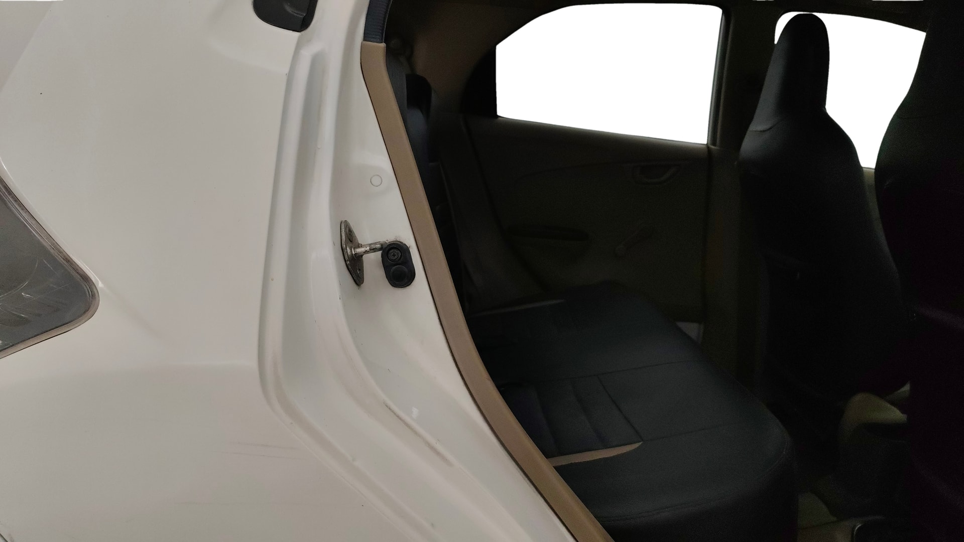 View 2015 Honda Brio E MT Petrol Image 29 Used 2015 Honda Brio E MT Petrol Image 29