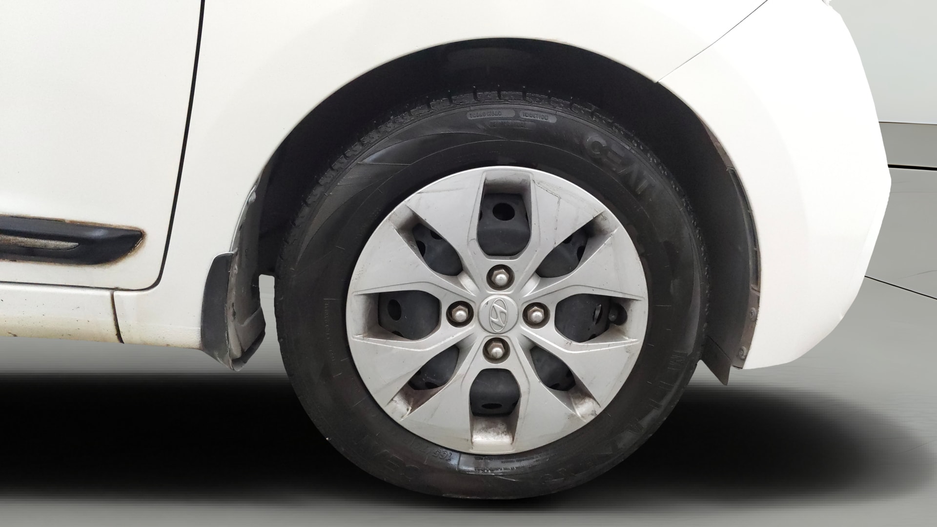 View 2017 Hyundai Xcent S Petrol Image 40 Used 2017 Hyundai Xcent S Petrol Image 40