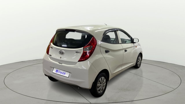 View Hyundai EON Image 41 Used Hyundai EON Image 41