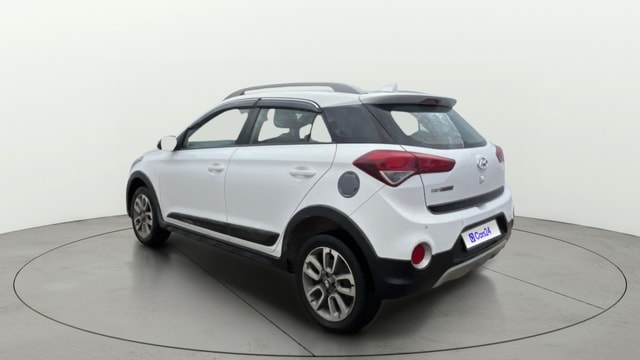 View Hyundai i20 Active Image 2 Used Hyundai i20 Active Image 2