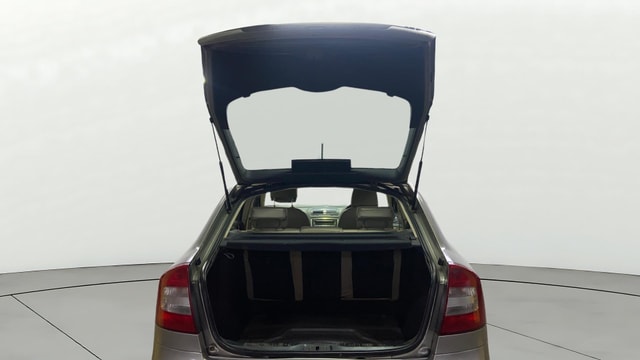 View Skoda Laura Image 16 Used Skoda Laura Image 16