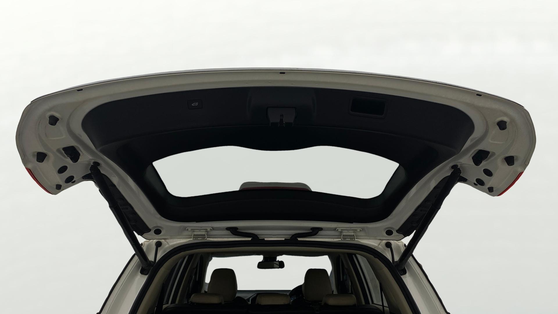 View 2022 MG Hector Sharp Diesel Image 17 Used 2022 MG Hector Sharp Diesel Image 17