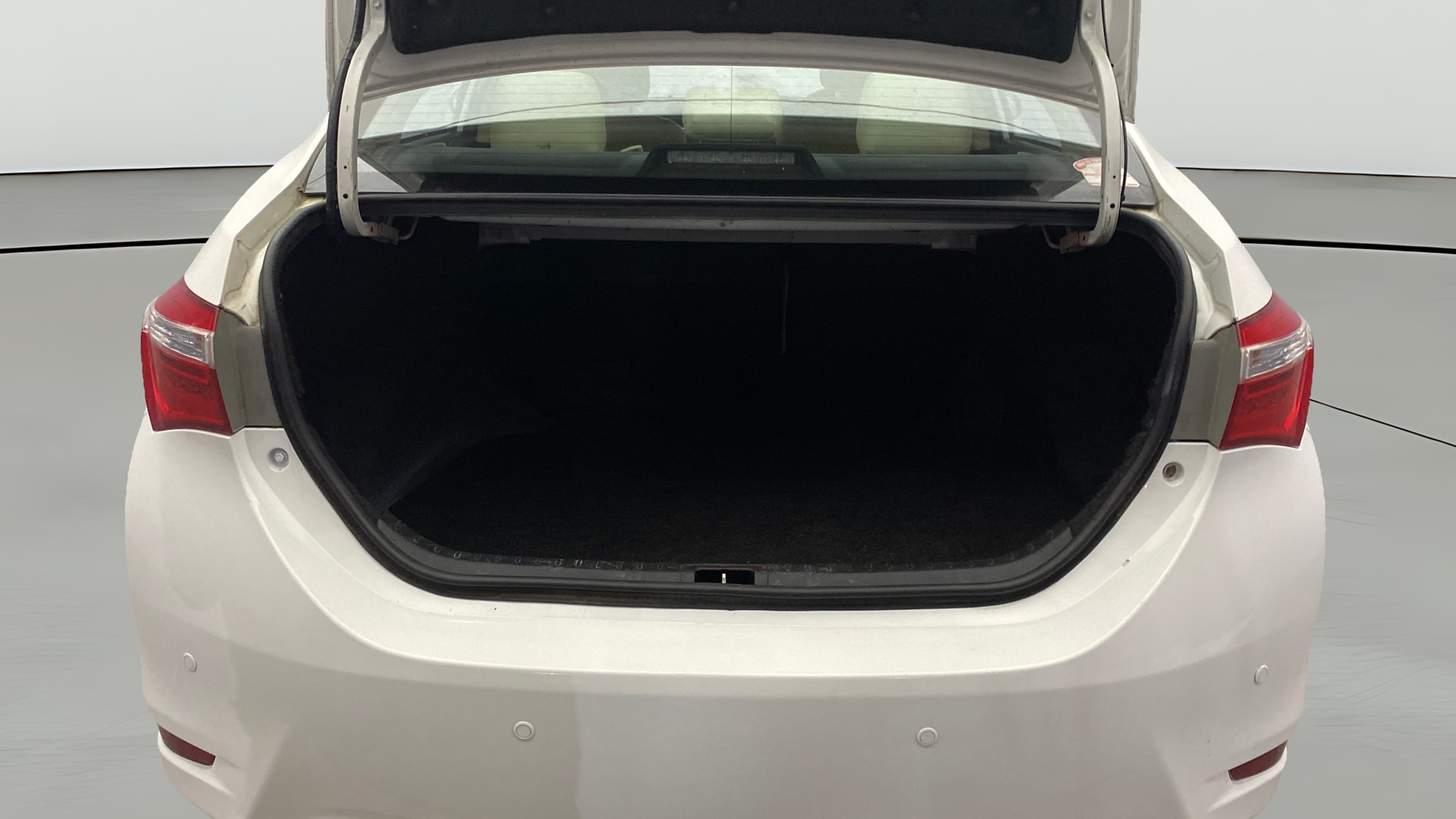 View 2014 Toyota Corolla Altis Diesel J Image 36 Used 2014 Toyota Corolla Altis Diesel J Image 36