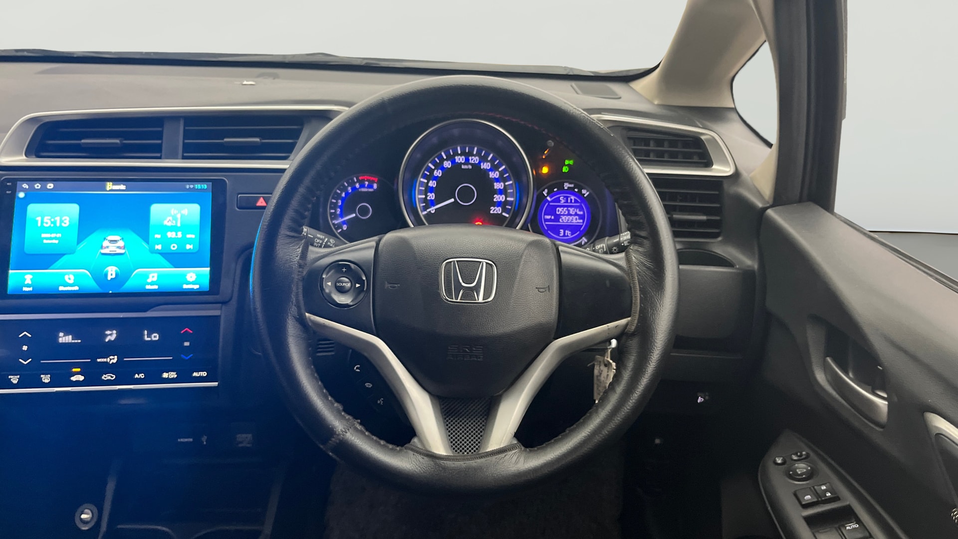 View 2018 Honda WR-V S MT Diesel Edge Edition Image 20 Used 2018 Honda WR-V S MT Diesel Edge Edition Image 20