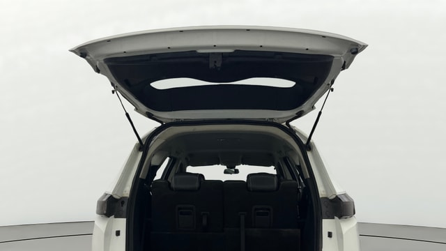 View Tata Safari Image 17 Used Tata Safari Image 17
