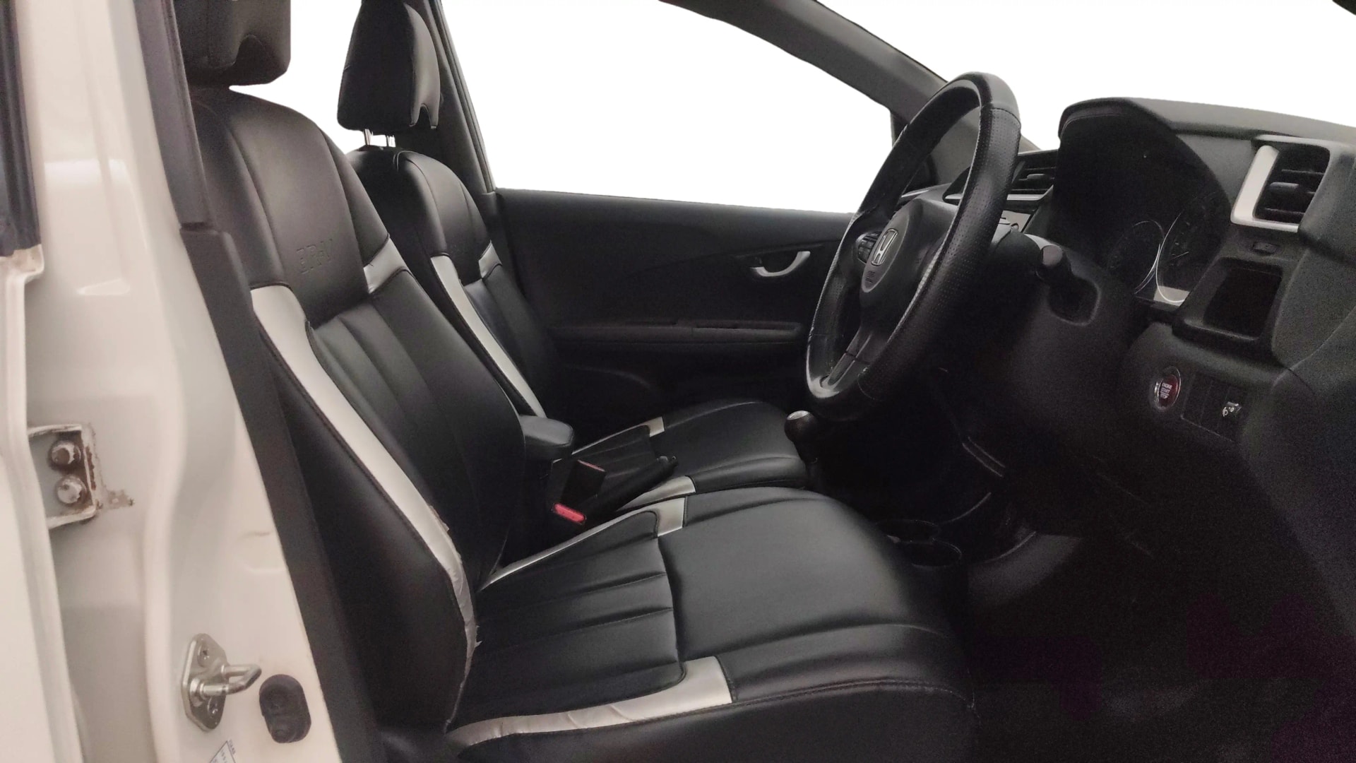 View 2016 Honda BR-V E Diesel Image 18 Used 2016 Honda BR-V E Diesel Image 18