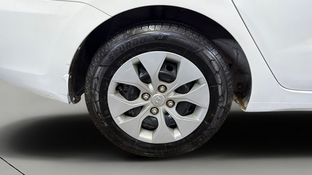 View Hyundai Xcent Image 23 Used Hyundai Xcent Image 23