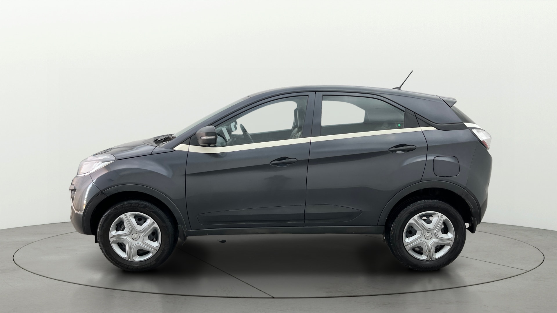 View 2019 Tata Nexon Revotron XMA AMT Image 26 Used 2019 Tata Nexon Revotron XMA AMT Image 26