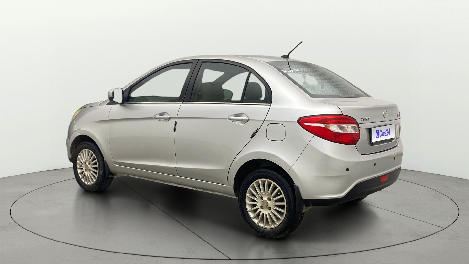 View 2016 Tata Zest XT Petrol Image 2 Used 2016 Tata Zest XT Petrol Image 2
