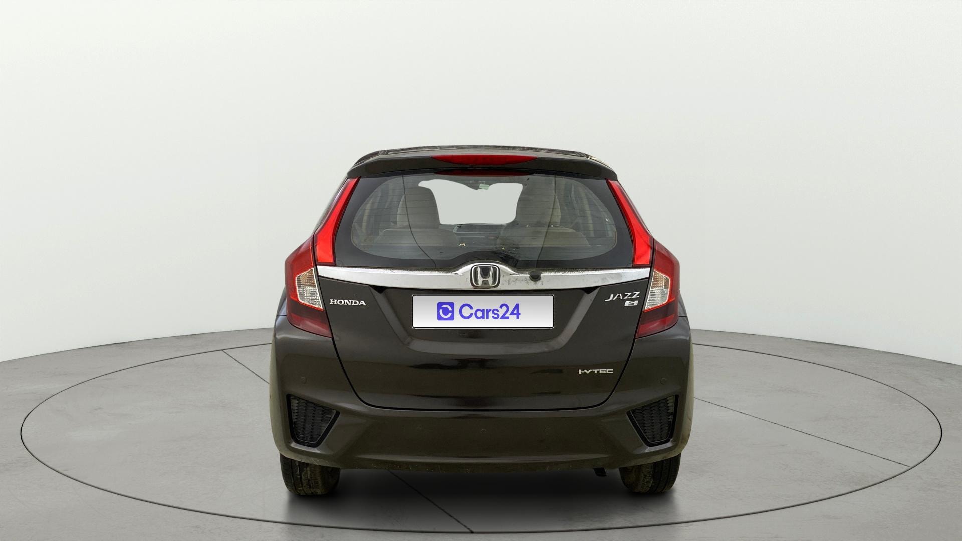 View 2016 Honda Jazz E MT Diesel Image 38 Used 2016 Honda Jazz E MT Diesel Image 38