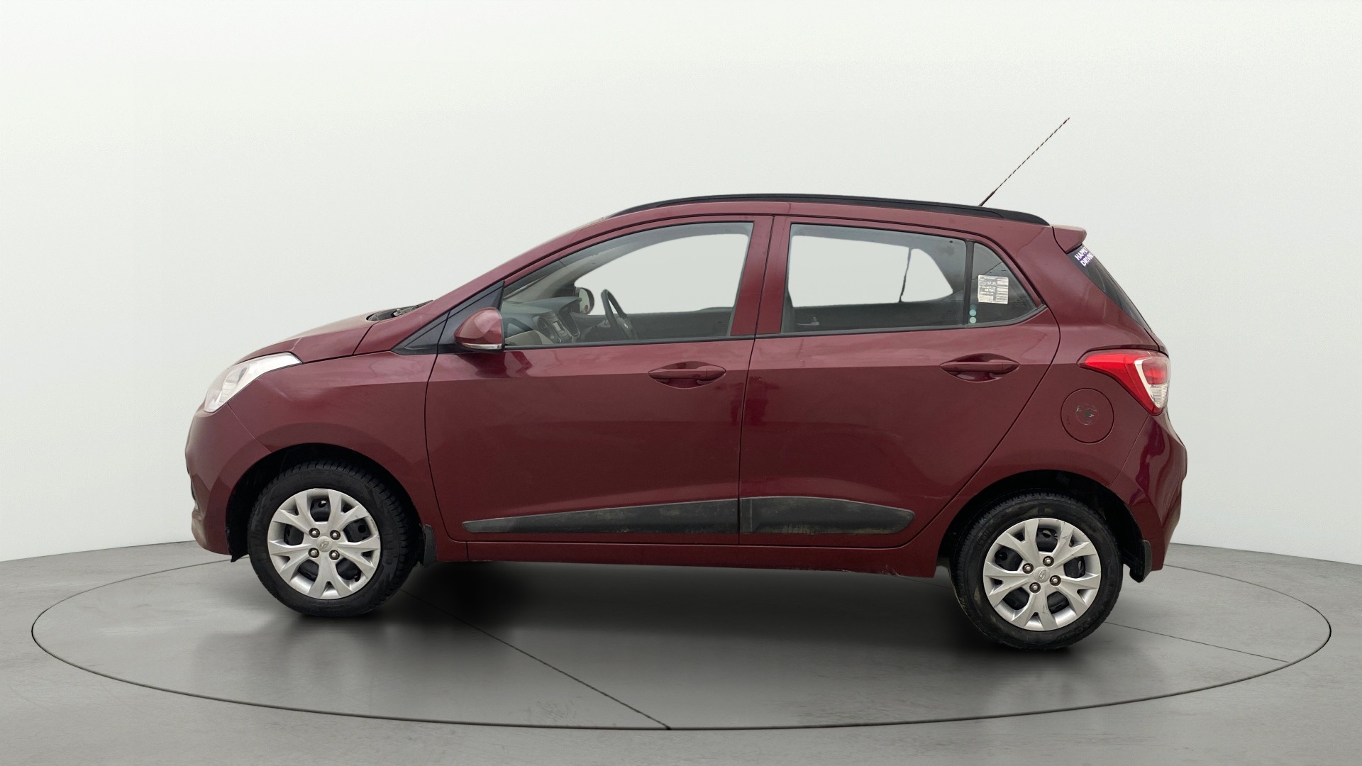 View 2016 Hyundai Grand i10 Sportz 1.2 Kappa Image 5 Used 2016 Hyundai Grand i10 Sportz 1.2 Kappa Image 5