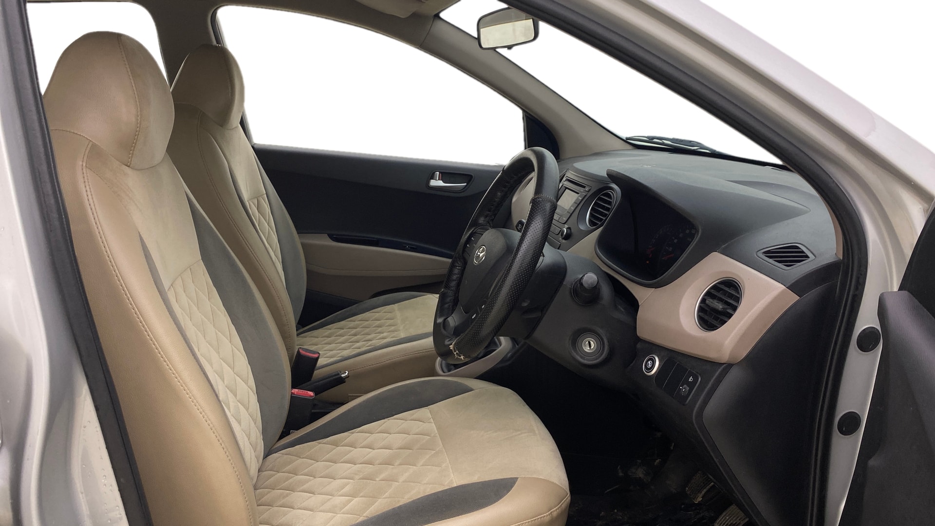 View 2015 Hyundai Xcent S Petrol Image 25 Used 2015 Hyundai Xcent S Petrol Image 25