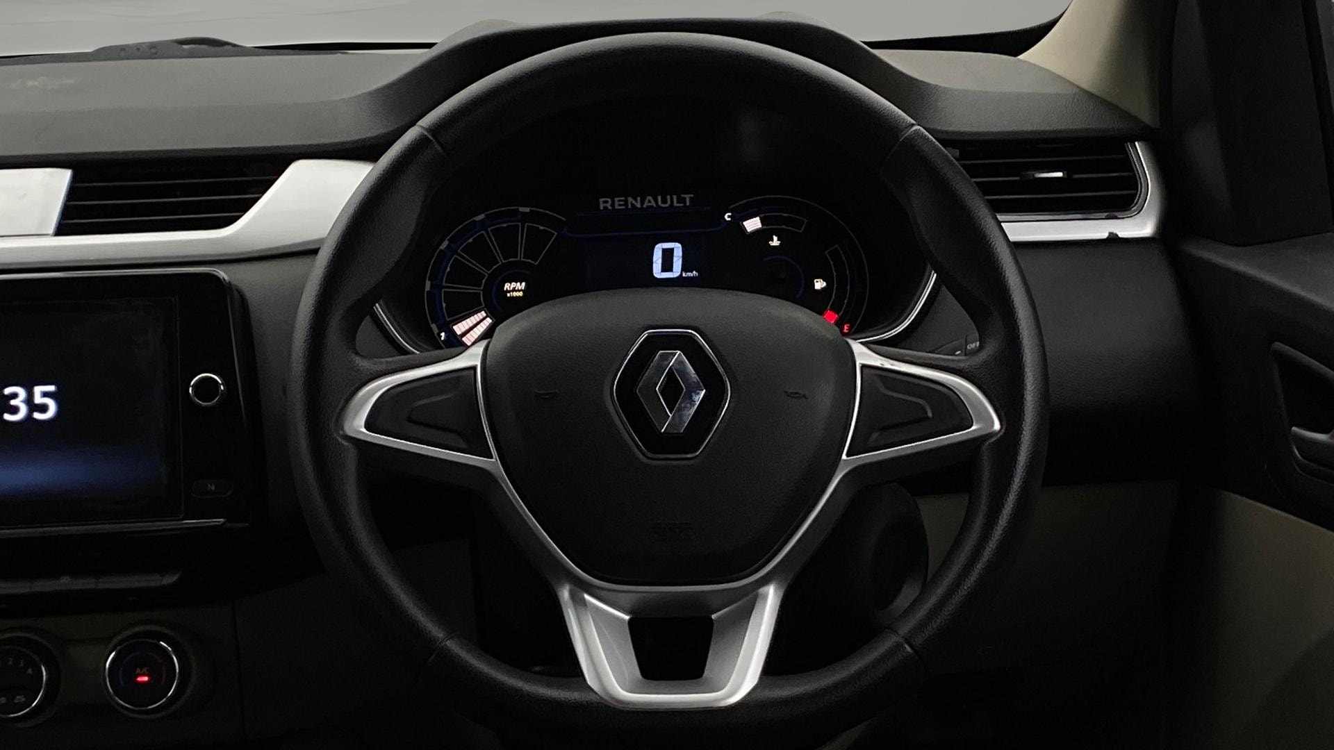 View 2019 Renault Triber RXZ Image 21 Used 2019 Renault Triber RXZ Image 21