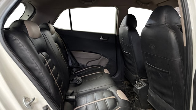 View Hyundai Grand i10 Image 28 Used Hyundai Grand i10 Image 28