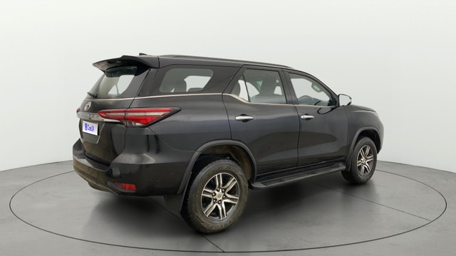 View Toyota Fortuner Image 46 Used Toyota Fortuner Image 46
