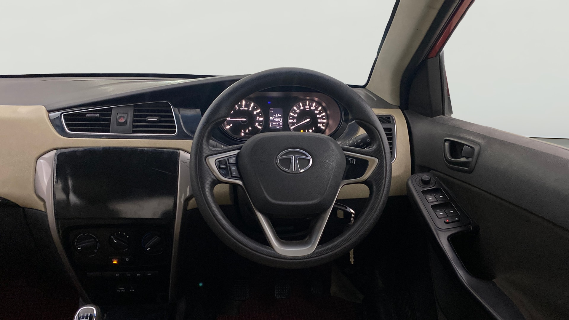 View 2015 Tata Zest XM Petrol Image 12 Used 2015 Tata Zest XM Petrol Image 12